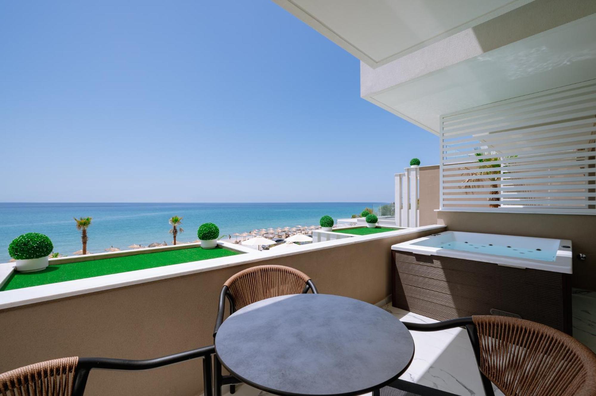 Zest Thassos Luxury Retreat Hotell Limenaria  Exteriör bild